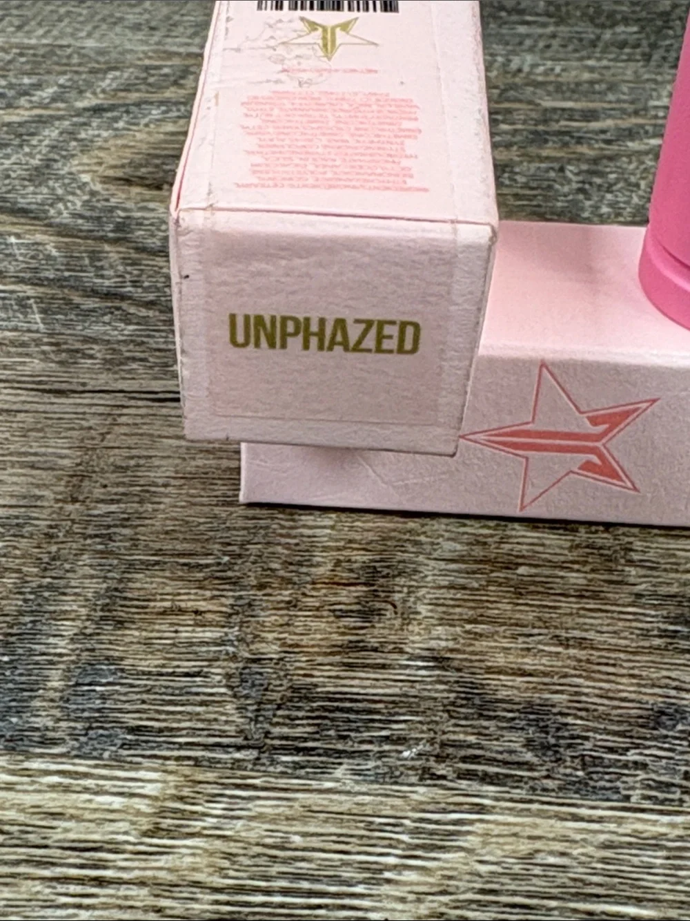 Jeffree Star Cosmetics Velvet Trap Lipstick “Unphazed” 4g